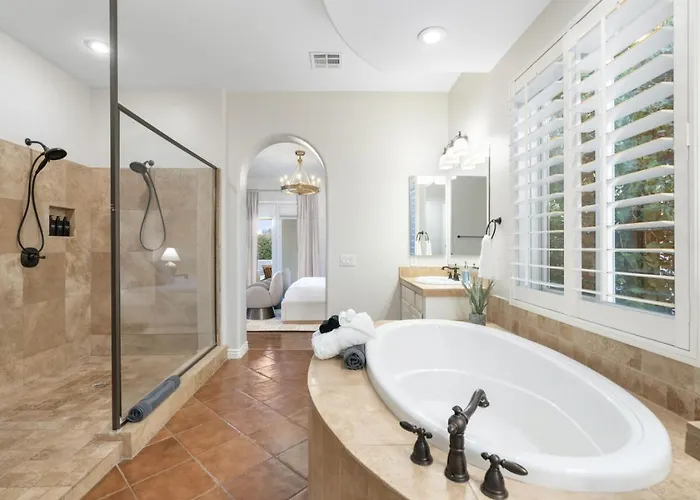 Sienna Sanctuary | Heated Pool, Spa & Fire Pit * Chandler