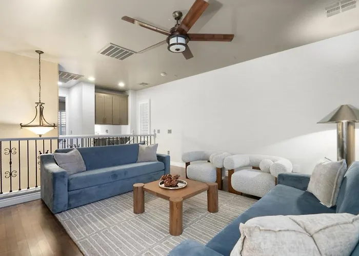 Sienna Sanctuary | Heated Pool, Spa & Fire Pit *