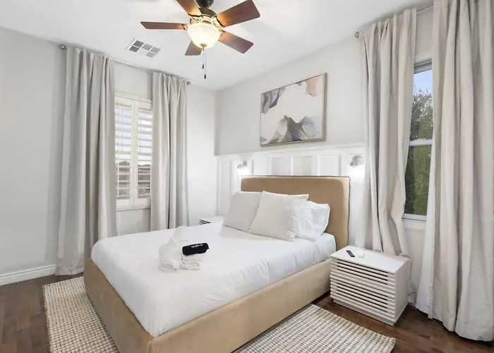 Holiday home Sienna Sanctuary | Heated Pool, Spa & Fire Pit