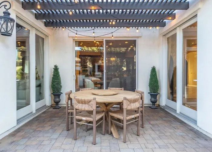 Holiday home Sienna Sanctuary | Heated Pool, Spa & Fire Pit