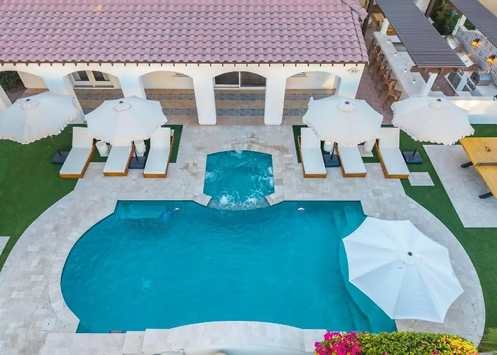 Holiday home Sienna Sanctuary | Heated Pool, Spa & Fire Pit Chandler
